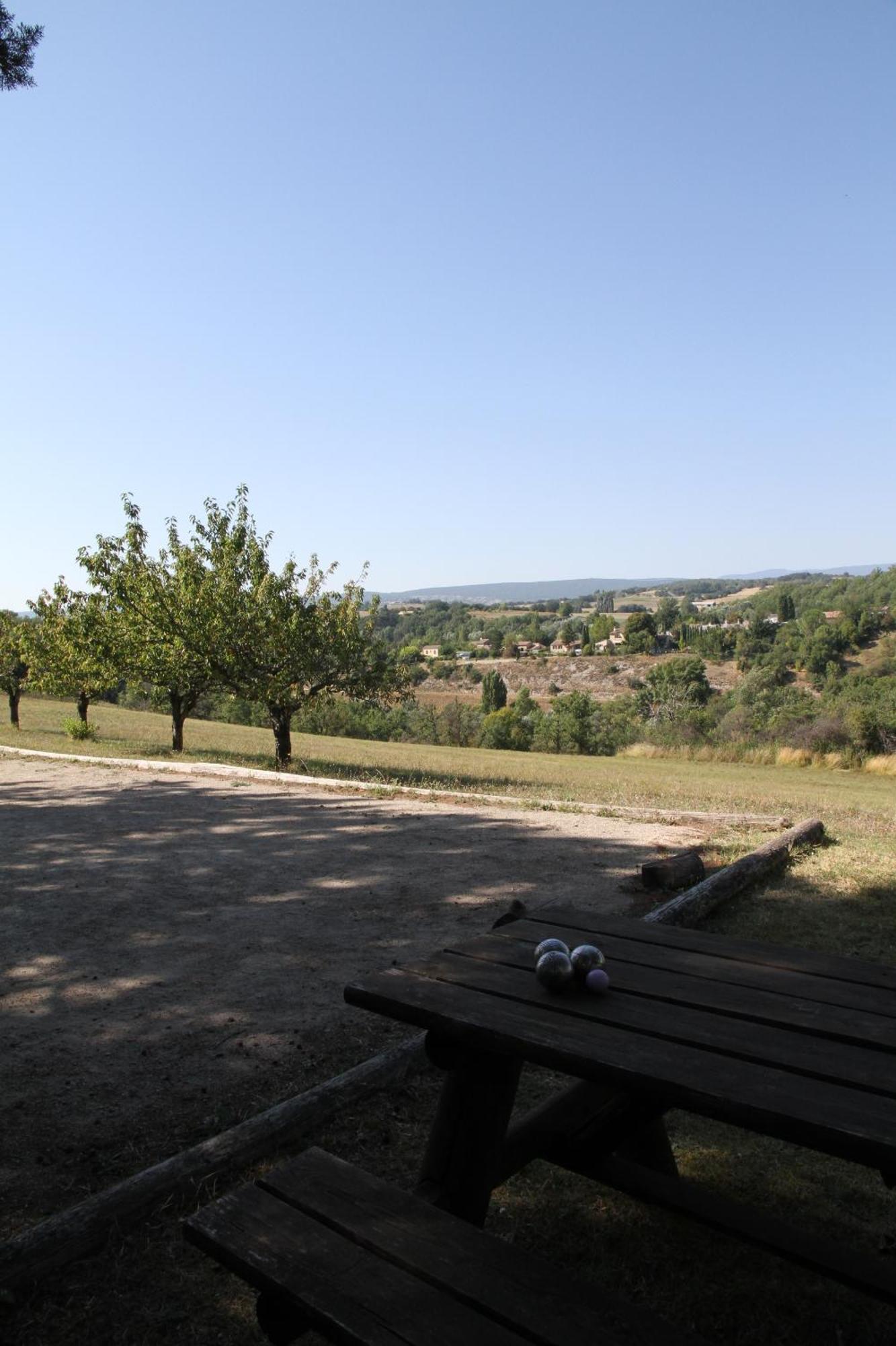 Les Demeures Du Clos Niozelles Bagian luar foto