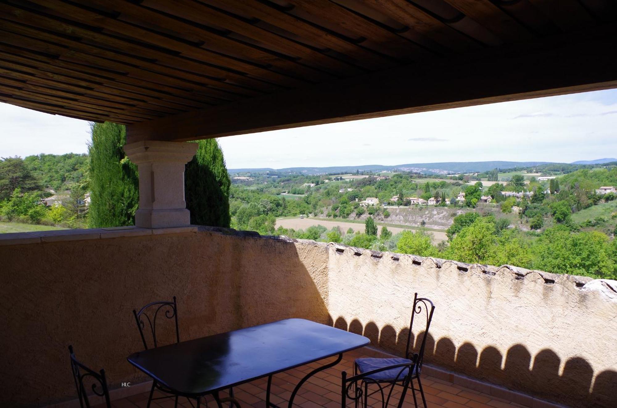 Les Demeures Du Clos Niozelles Ruang foto