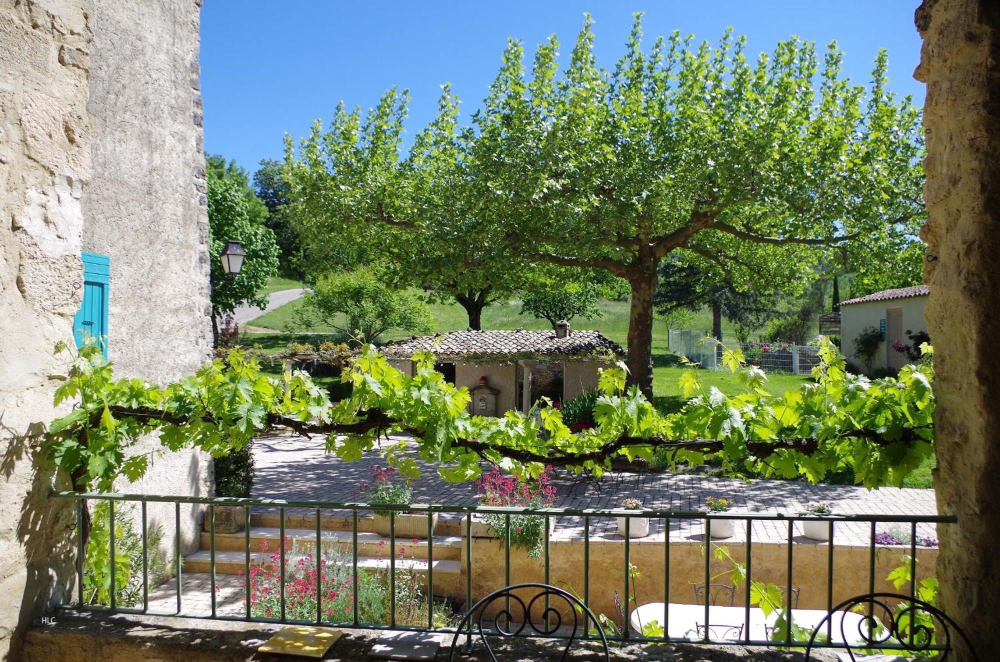 Les Demeures Du Clos Niozelles Ruang foto